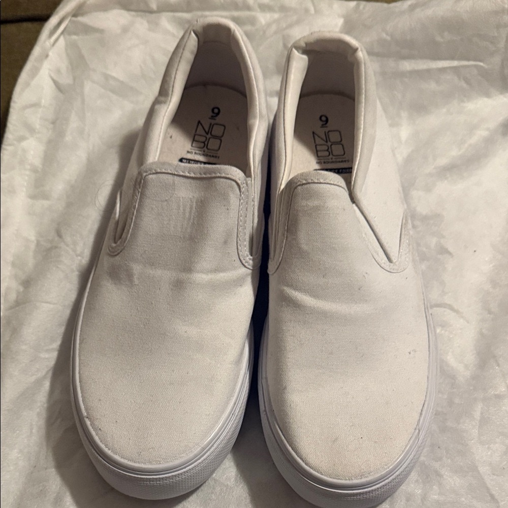 No Boundaries White Memory Foam Slip-On Shoes
